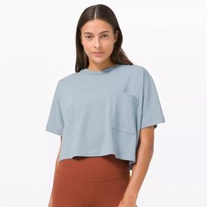 Lululemon Check the Box Short sleeve in Chambray size 6